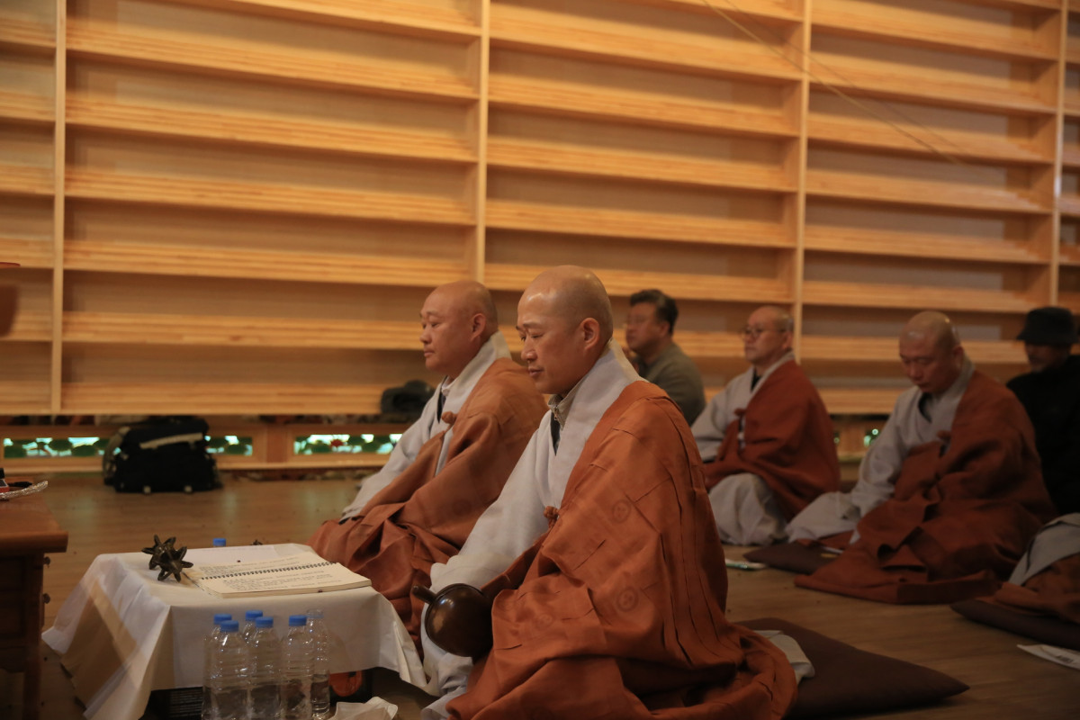 본존불 점안식